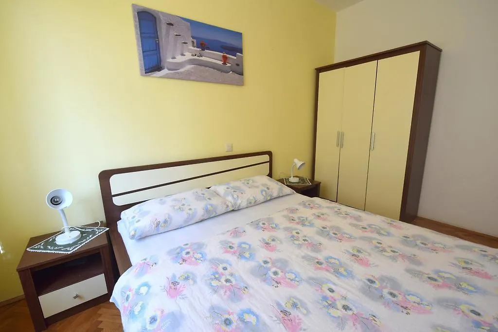 Apartments Matea Krk Town