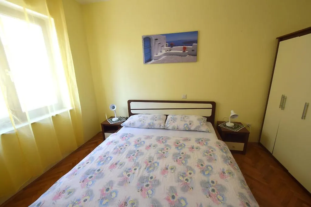 Apartments Matea Krk Town