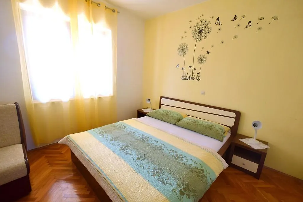 Apartments Matea Krk Town